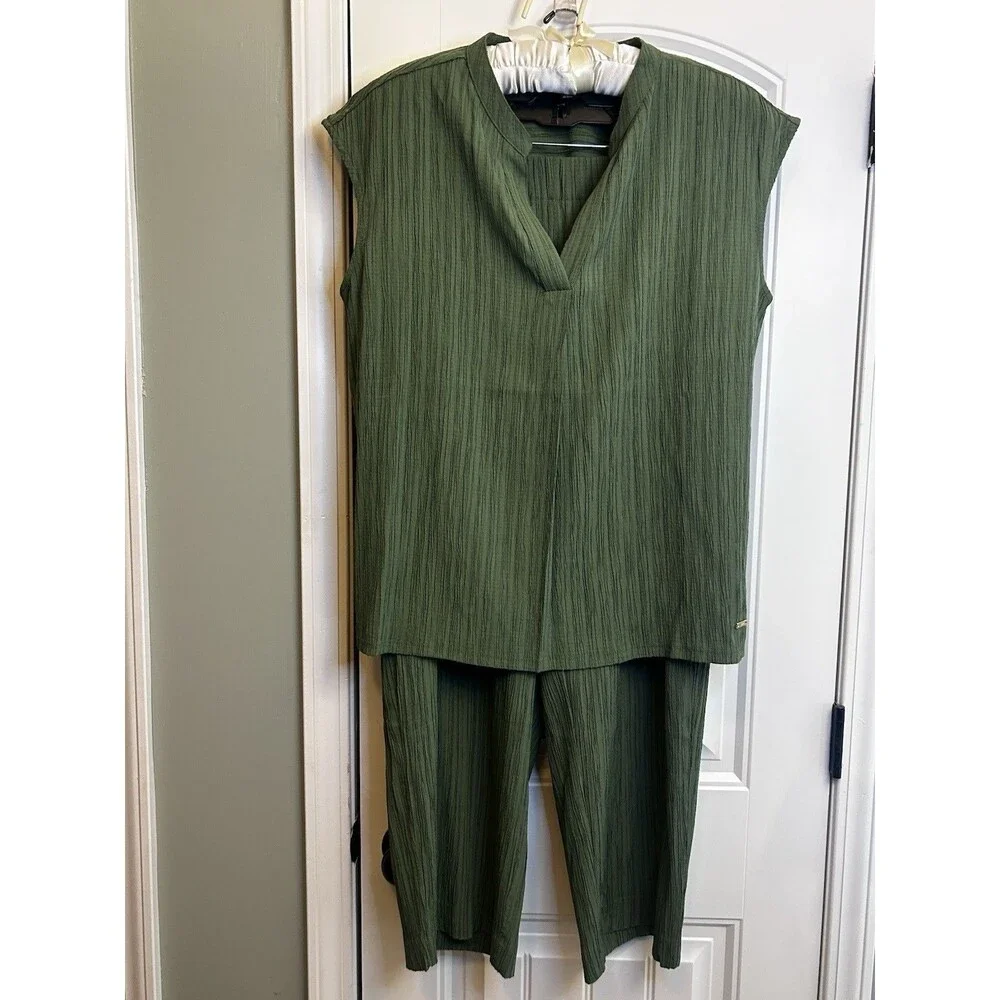 Jones New York Signature Green Textured Knit 2pc Set V-Neck Sleeveless L Texture